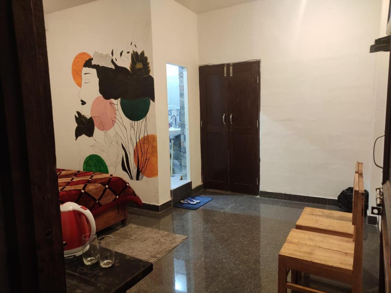 Hill Veu Home Bir Billing Habitación foto