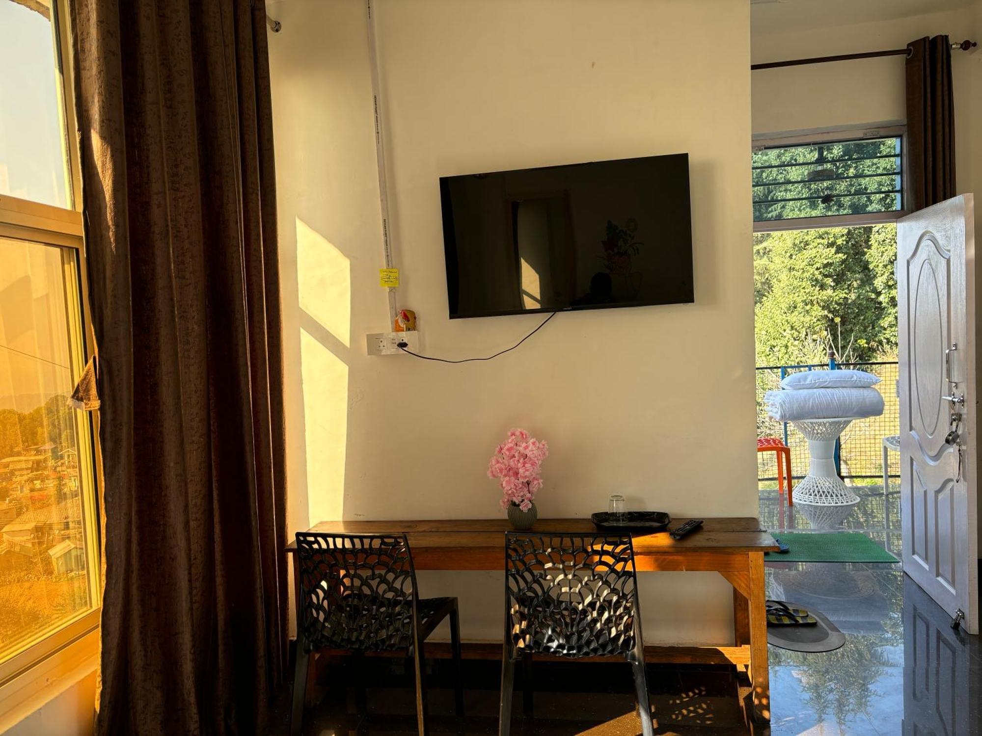 Hill Veu Home Bir Billing Exterior foto
